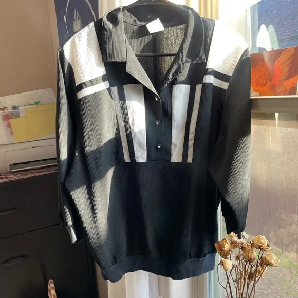 Vintage 80s retro color block casual black and white top - Picture 4 of 13